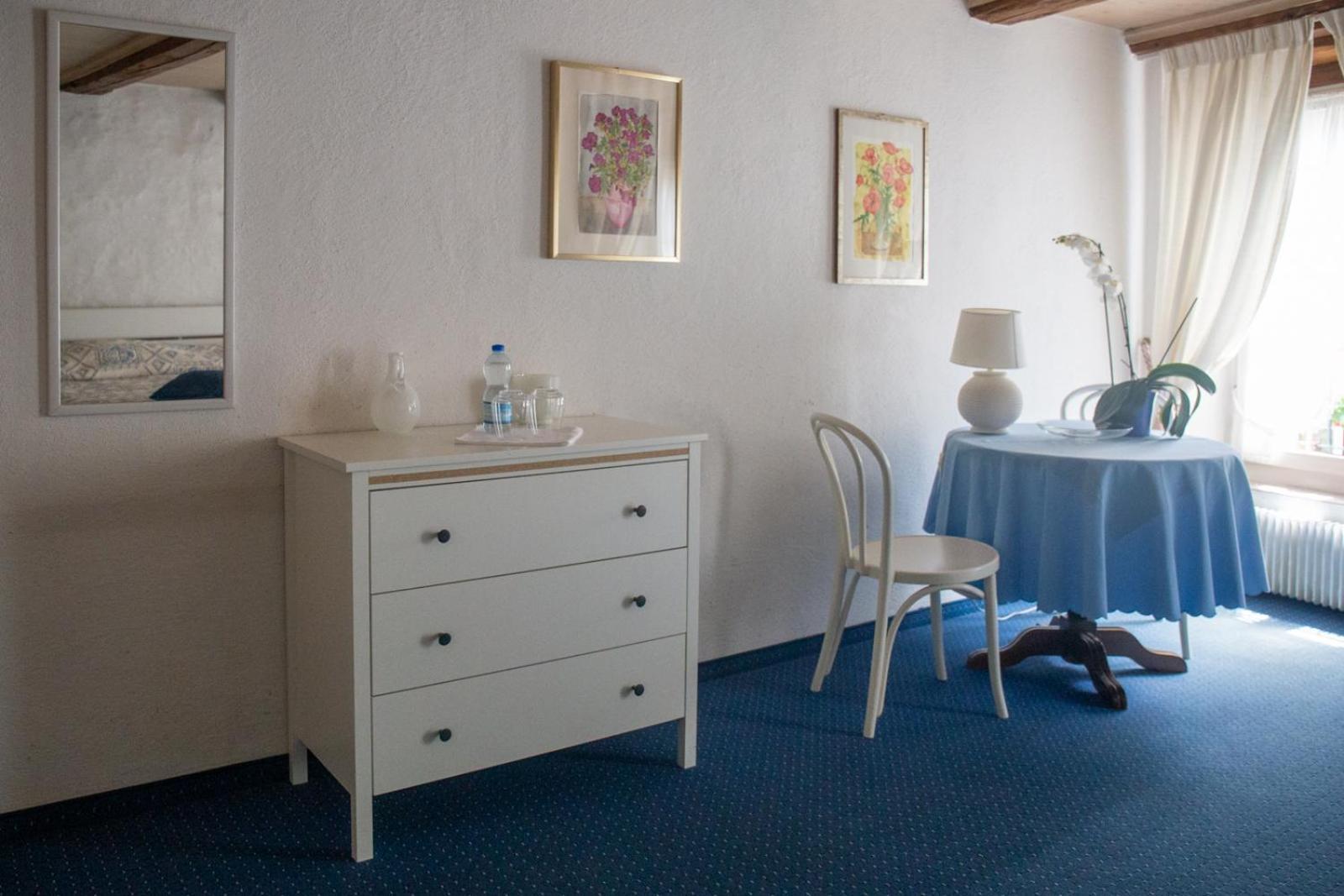 Hotel Zum Alten Schweizer Twann Екстер'єр фото