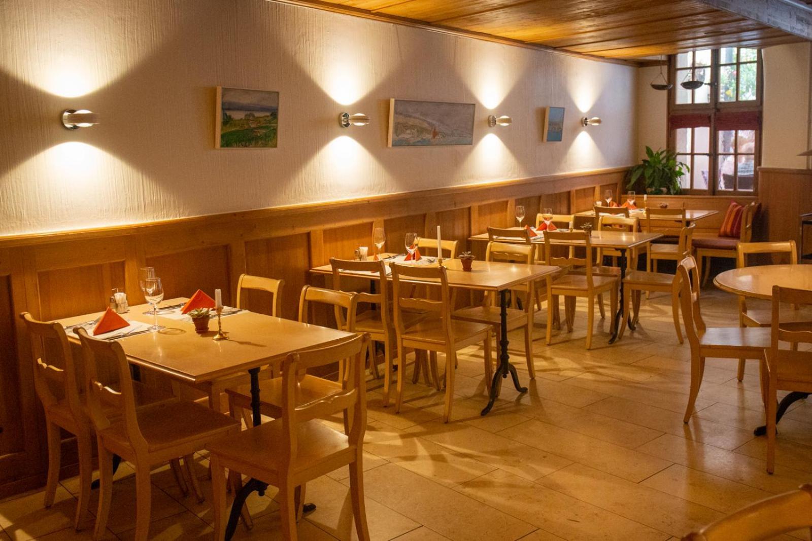 Hotel Zum Alten Schweizer Twann Екстер'єр фото